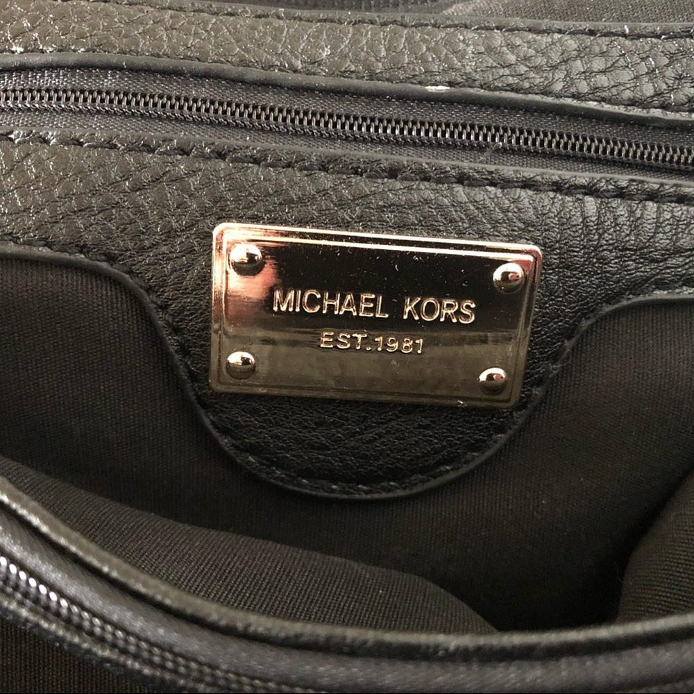 Black purse (womens)